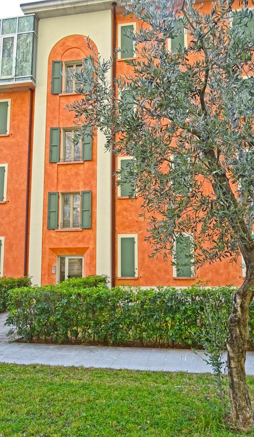 Campione Ora Apartments By Gardadomusmea Кампионе-дель-Гарда Экстерьер фото